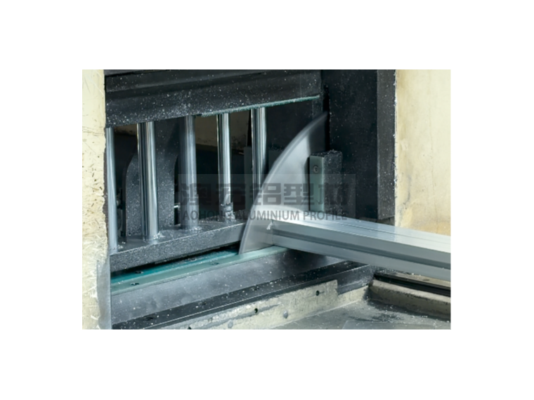 別讓“隱形誤差”吃掉利潤！工業(yè)鋁型材的精度焦慮如何破？