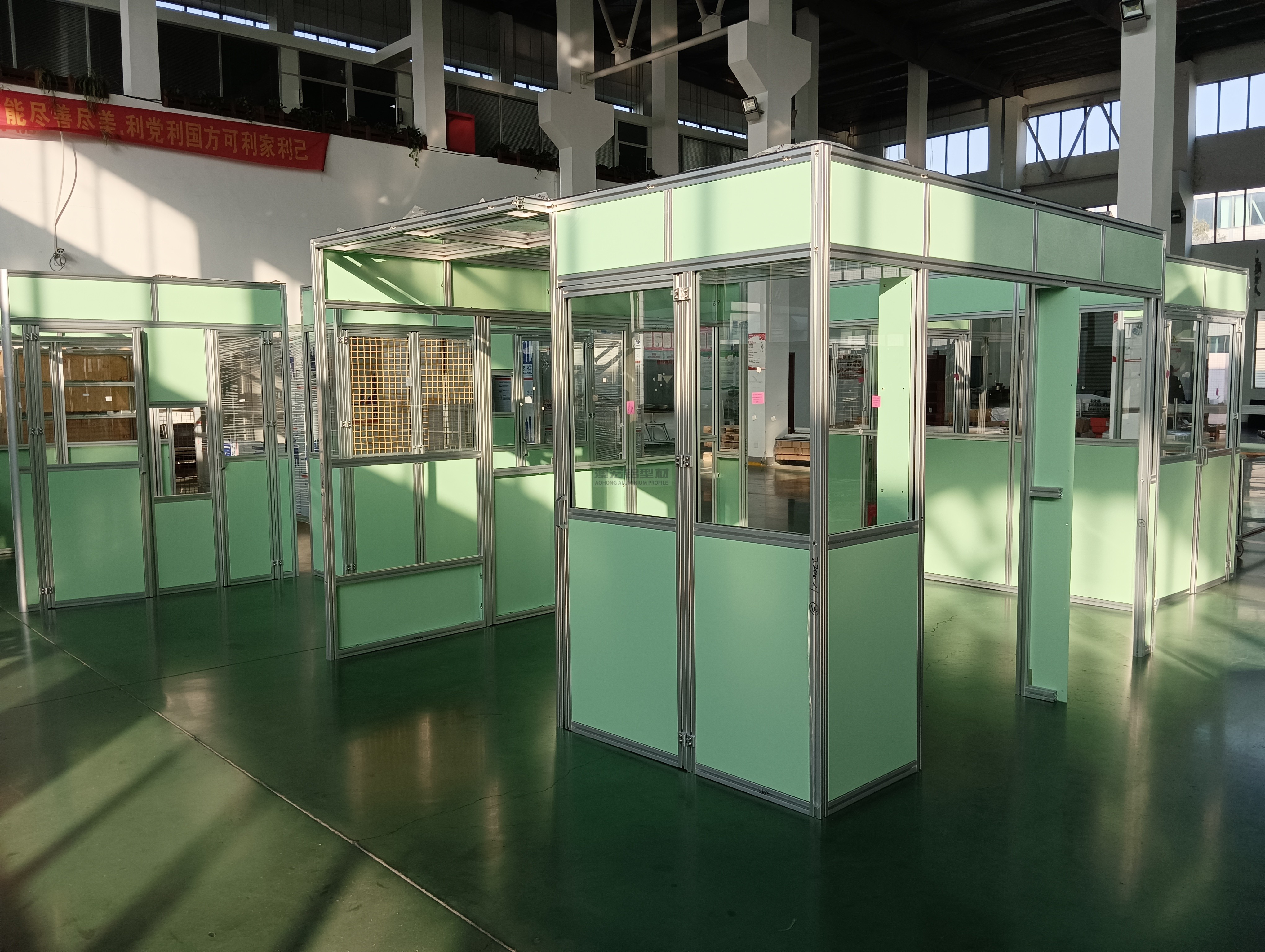 工業(yè)生產(chǎn)鋁型材架子安裝如何提升精度？-澳宏工業(yè)鋁型材